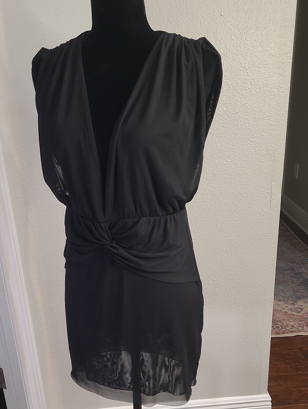 House of Harlow 1960 Black Sleeveless Twist-Waist Chemise Swim Size M